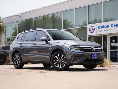 Certified 2024 Volkswagen Tiguan S FWD image 1