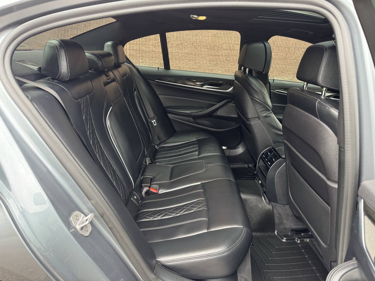 Used 2020 BMW M550i xDrive AWD/4WD image 20