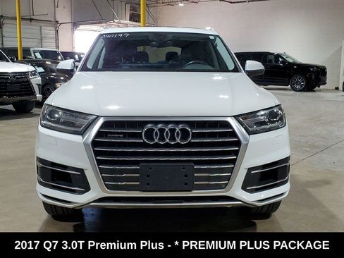 Used 2017 Audi Q7 3.0T Premium Plus image 2