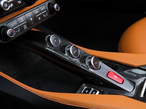 Certified 2023 Ferrari Portofino M image 34