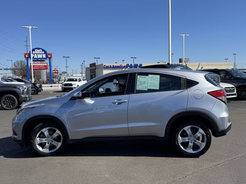 Used 2019 Honda HR-V LX image 16