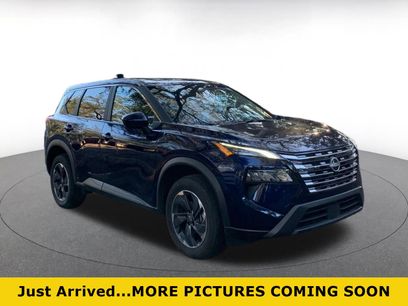 Used 2025 Nissan Rogue SV