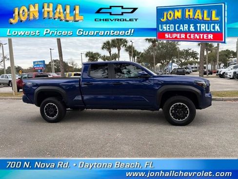 Used 2025 Toyota Tacoma TRD Off-Road image 17