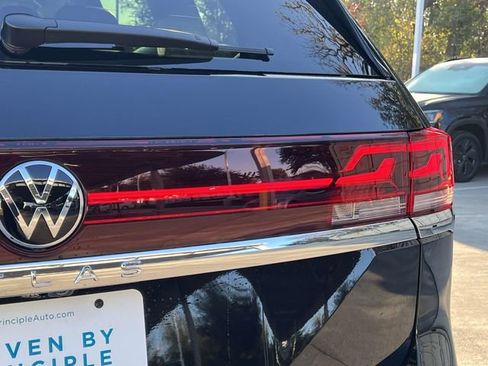 New 2026 Volkswagen Atlas SE FWD image 5