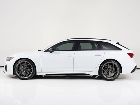 Used 2024 Audi RS 6 performance AWD/4WD image 6