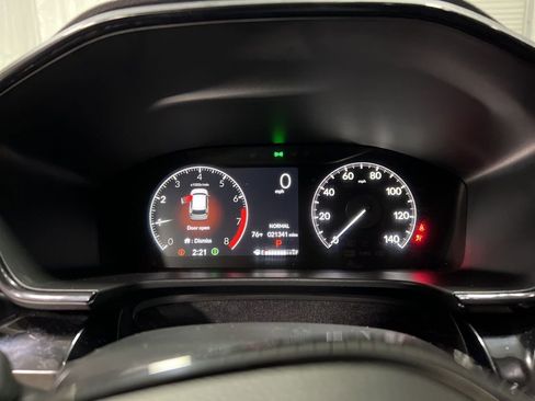 Used 2025 Honda CR-V EX-L image 27