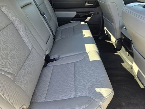 Used 2024 Toyota Tundra Limited image 33
