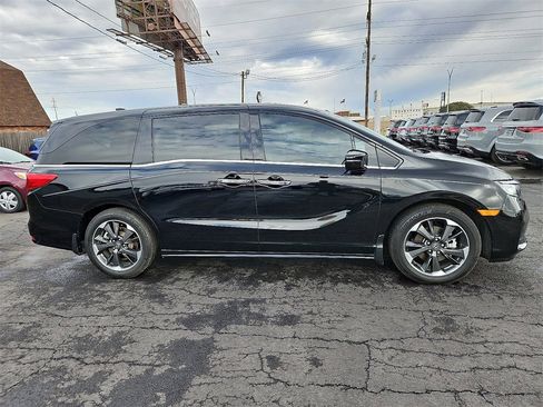 Used 2024 Honda Odyssey Elite image 9