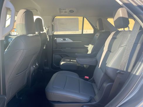 New 2026 Ford Explorer Active w/ Active Comfort Package image 26