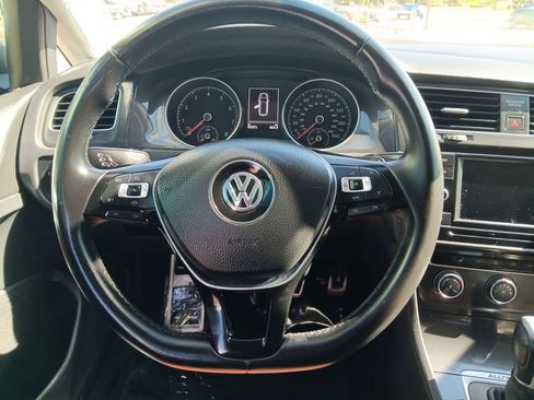 Used 2019 Volkswagen Golf Alltrack S AWD/4WD image 14