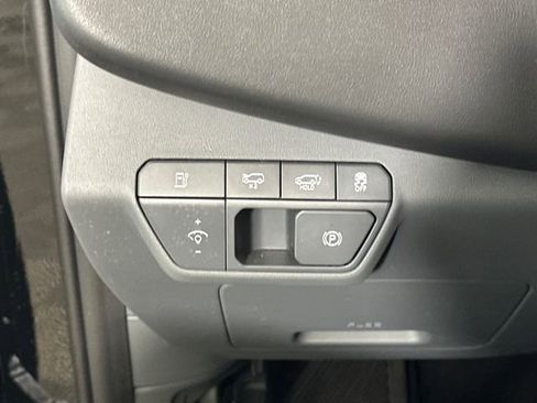 Used 2024 Kia EV9 Wind image 19