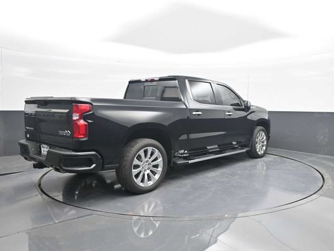 Used 2021 Chevrolet Silverado 1500 High Country w/ Technology Package AWD/4WD image 8
