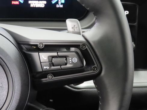Certified 2025 Porsche Cayenne E-Hybrid Coupe AWD/4WD image 22