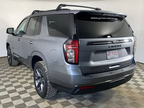 Used 2021 Chevrolet Tahoe Z71 w/ Luxury Package AWD/4WD image 15