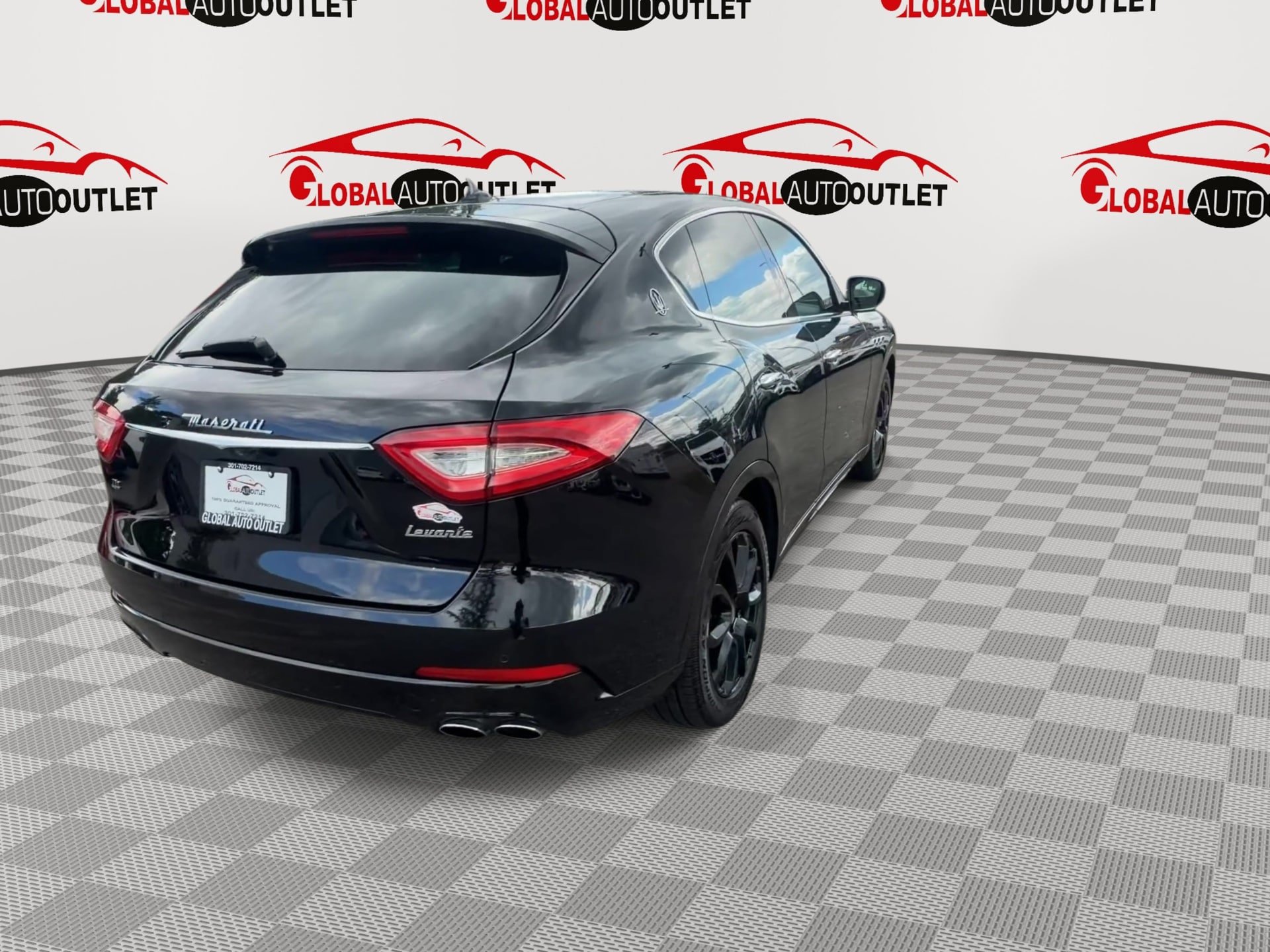 Used 2019 Maserati Levante AWD/4WD image 8