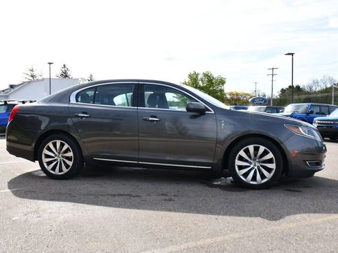 Used 2016 Lincoln MKS AWD image 8