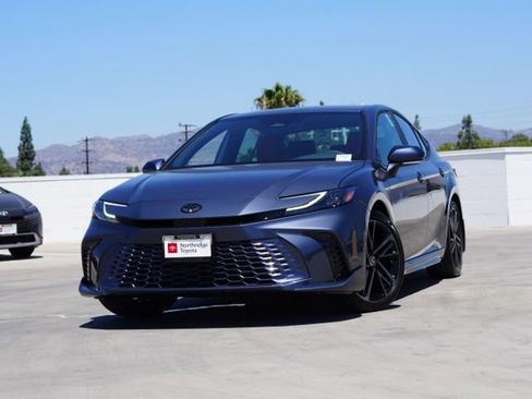 Used 2026 Toyota Camry XSE FWD image 4