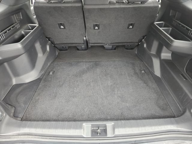 Certified 2025 Toyota 4Runner SR5 AWD/4WD image 27