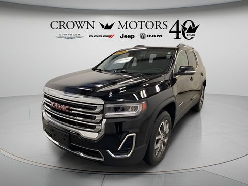 Used 2023 GMC Acadia SLE w/ Driver Convenience Package AWD/4WD image 3