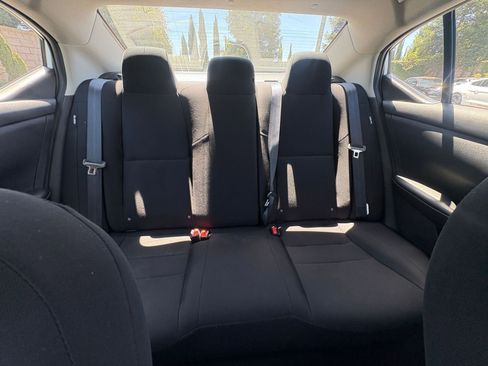 Used 2025 Nissan Sentra S FWD image 36