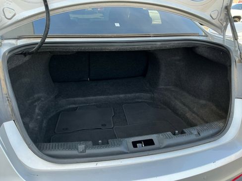 Used 2016 Ford Taurus SEL image 31