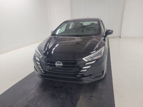 Used 2025 Nissan Versa S w/ Trunk Package FWD image 15