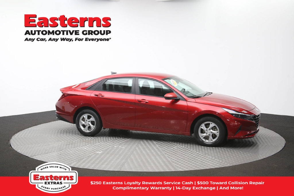 Used 2023 Hyundai Elantra SE w/ Cargo Package FWD image 47