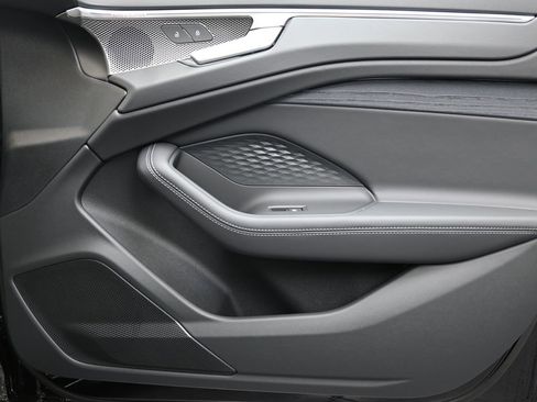 New 2026 Audi A6 Premium Plus image 11