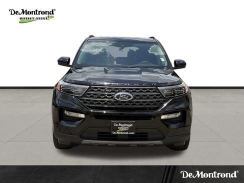 Used 2023 Ford Explorer XLT w/ Equipment Group 202A RWD image 2