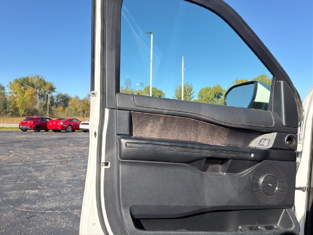 Used 2021 Ford Expedition Max Limited AWD/4WD image 12