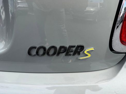 Used 2022 MINI Cooper SE FWD image 9