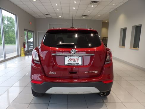 Used 2022 Buick Encore Preferred w/ Safety Package AWD/4WD image 5
