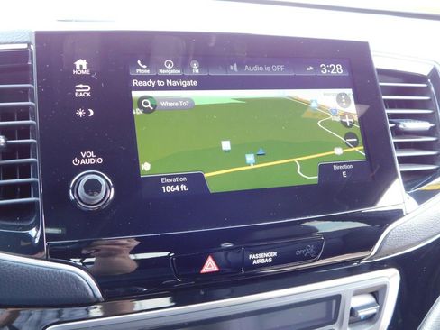 Used 2024 Honda Passport Black Edition image 39