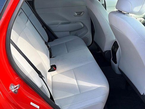 Certified 2025 Hyundai Kona SEL image 25