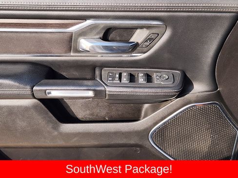 Used 2025 RAM 1500 Laramie AWD/4WD image 33