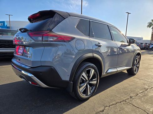 Used 2021 Nissan Rogue Platinum FWD image 6