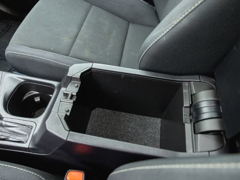Used 2017 Toyota RAV4 XLE FWD image 22