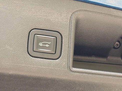 Used 2019 GMC Terrain SLT w/ Preferred Package AWD/4WD image 31