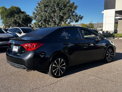 Used 2018 Toyota Corolla SE image 7