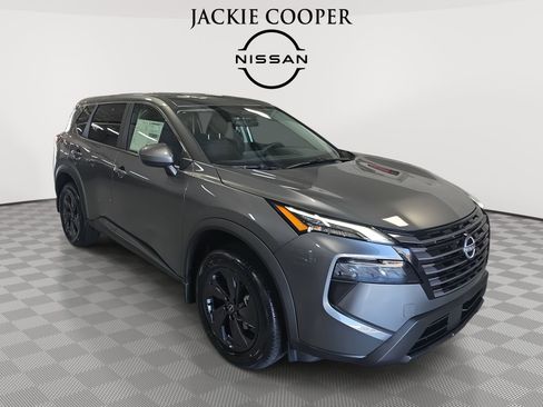 New 2026 Nissan Rogue SV w/ Cold Weather Package image 3