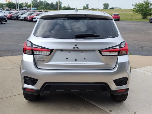 Used 2023 Mitsubishi Outlander Sport SE AWD/4WD image 6