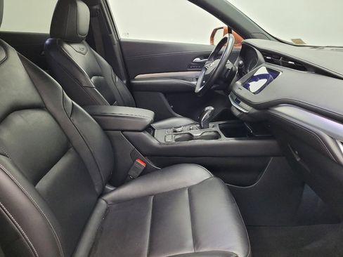 Used 2019 Cadillac XT4 Premium Luxury w/ Driver Awareness Package FWD image 21