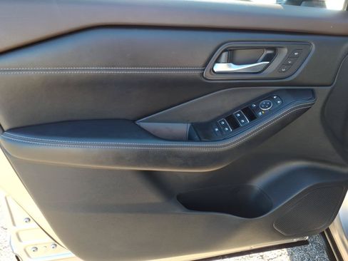 Certified 2022 Nissan Rogue SL AWD/4WD image 13