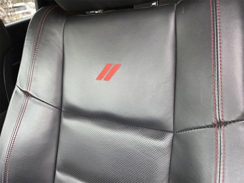 Used 2024 Dodge Durango GT image 18