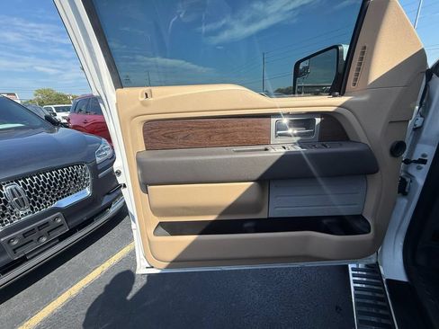 Used 2014 Ford F150 Lariat w/ Equipment Group 501A Mid AWD/4WD image 11