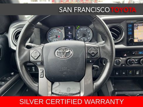 Used 2016 Toyota Tacoma TRD Sport image 30