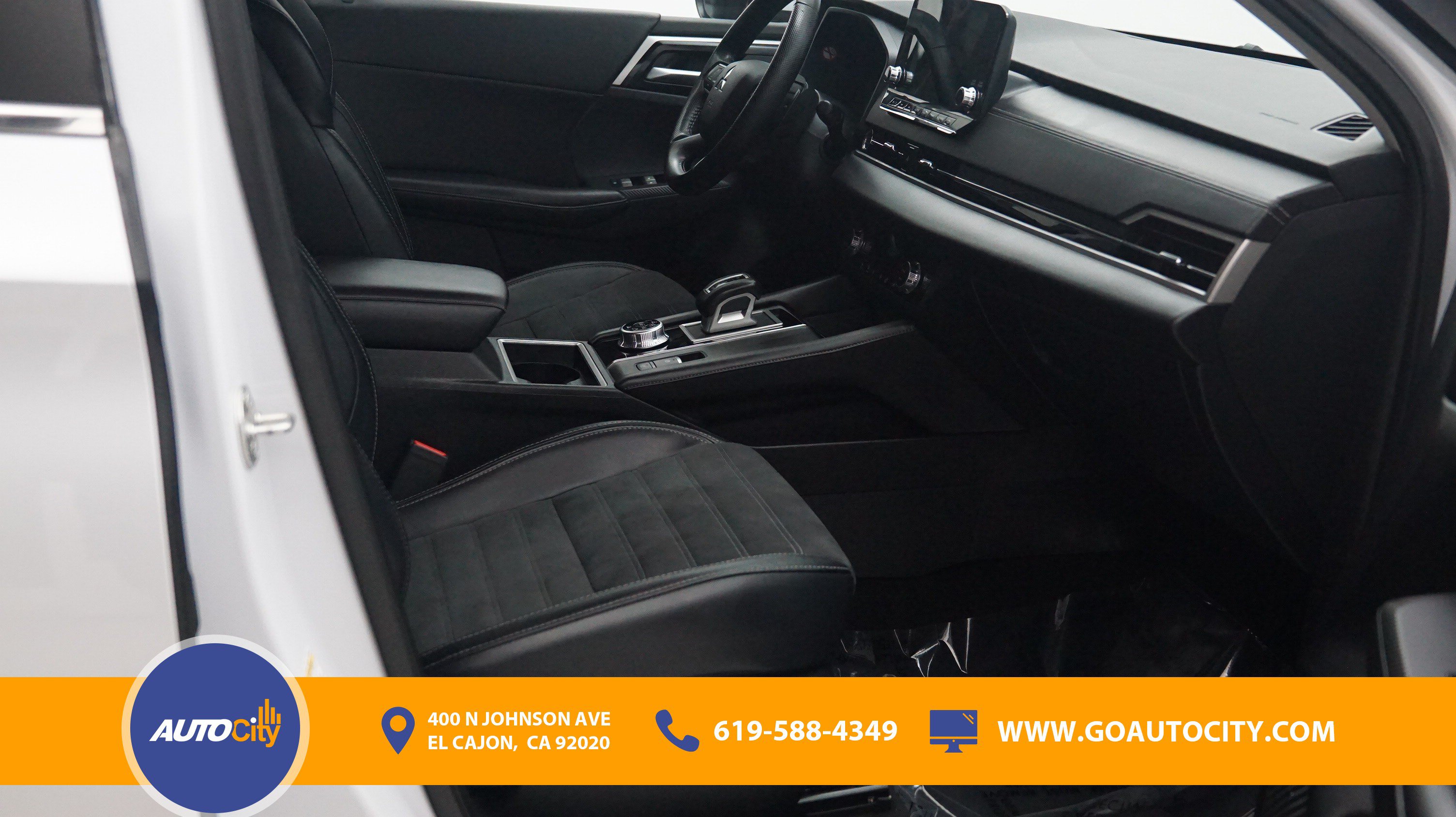 Used 2024 Mitsubishi Outlander SE AWD/4WD image 8