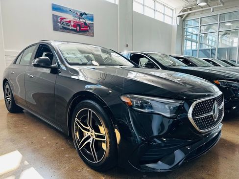 New 2026 Mercedes-Benz E 450 4MATIC Sedan image 15