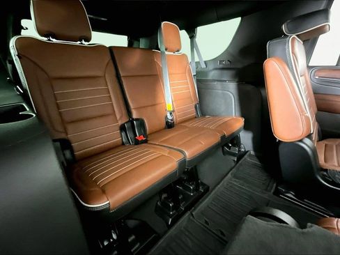 Used 2024 GMC Yukon XL Denali Ultimate image 26