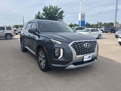 Used 2021 Hyundai Palisade Limited AWD/4WD image 3